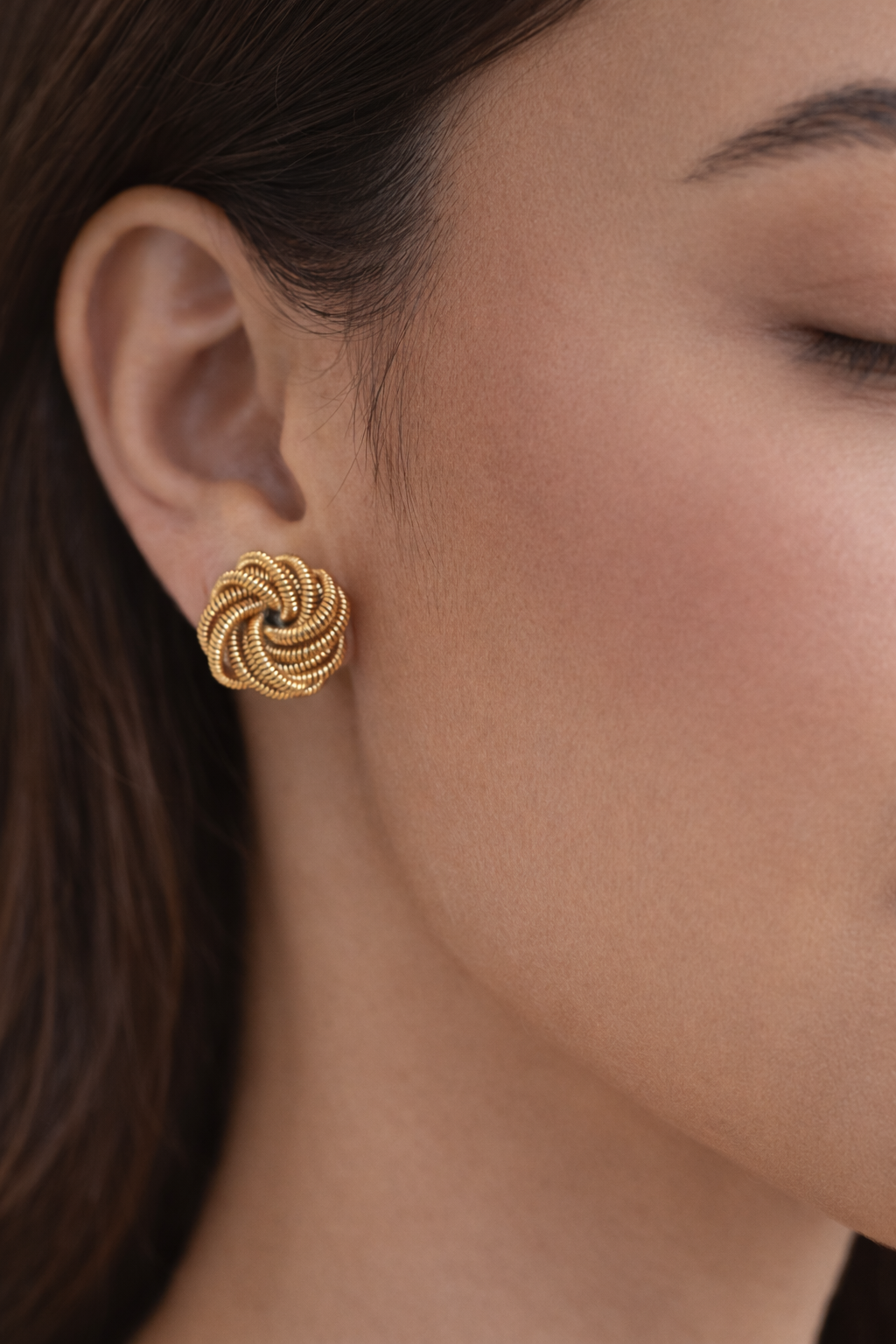 Golden Swirl Handcrafted